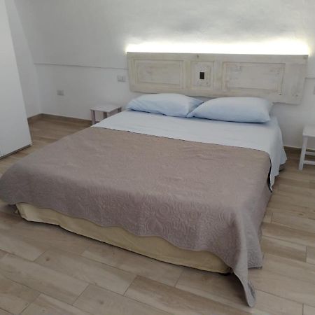 Casetta Nel Centro Storico Martina Franca Bagian luar foto