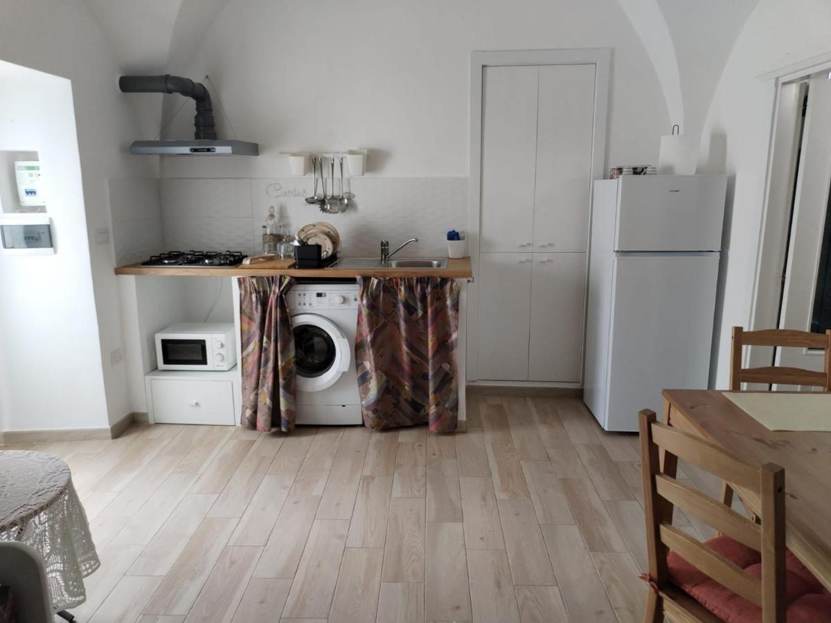 Casetta Nel Centro Storico Martina Franca Bagian luar foto